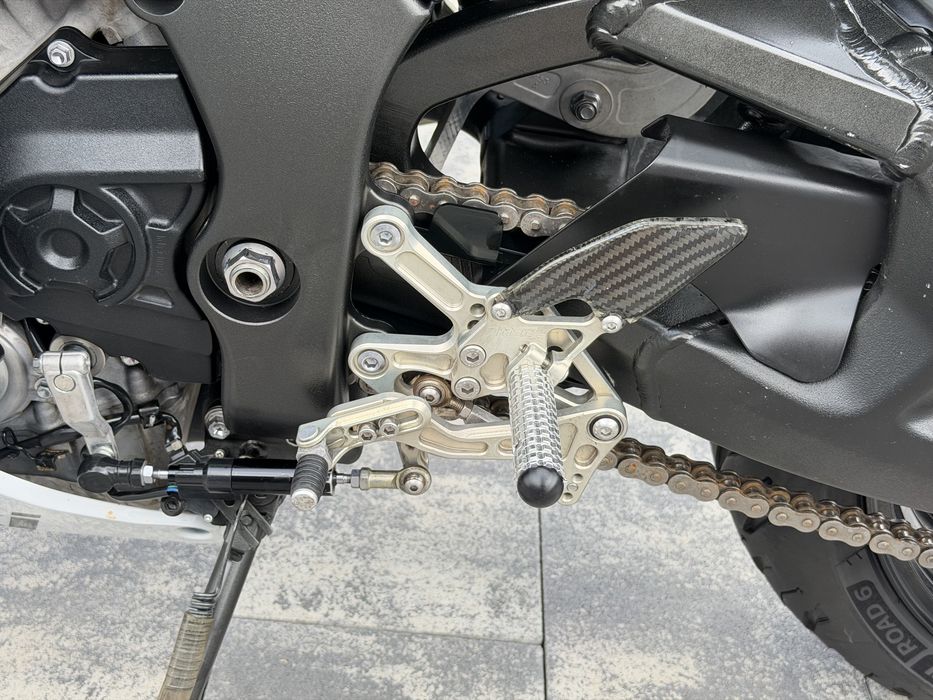 Kawasaki zx 10 r 2021