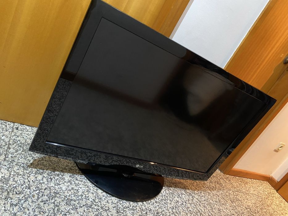 TV Lcd marca LG otimo estado