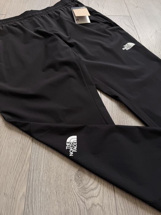 Нейлоновые штаны The North Face 2026 (ТНФ)
