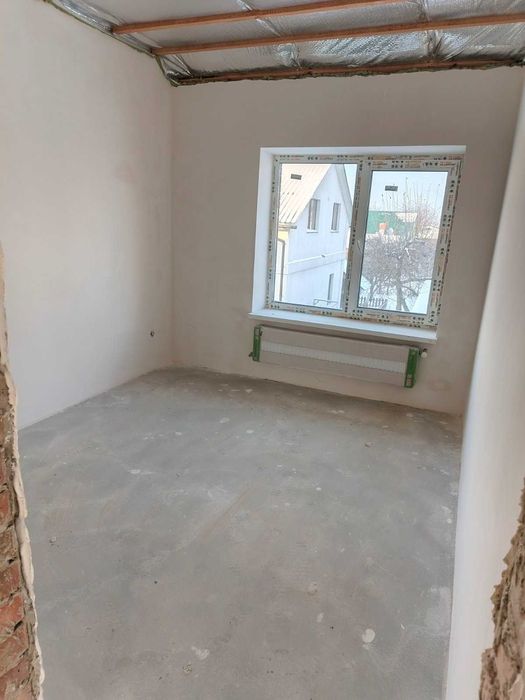 Продається таунхаус з терасою на Старому Місті 2154