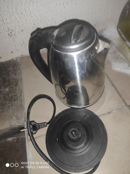 Продам електричний чайник