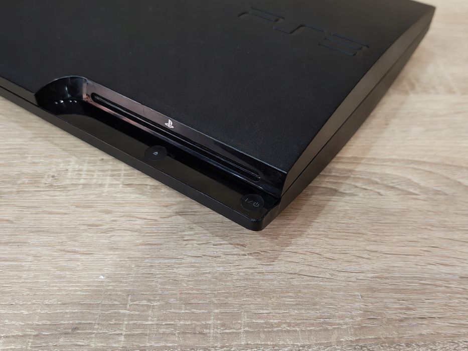 Konsola sony playstation 3 slim 160gb cech-3004a