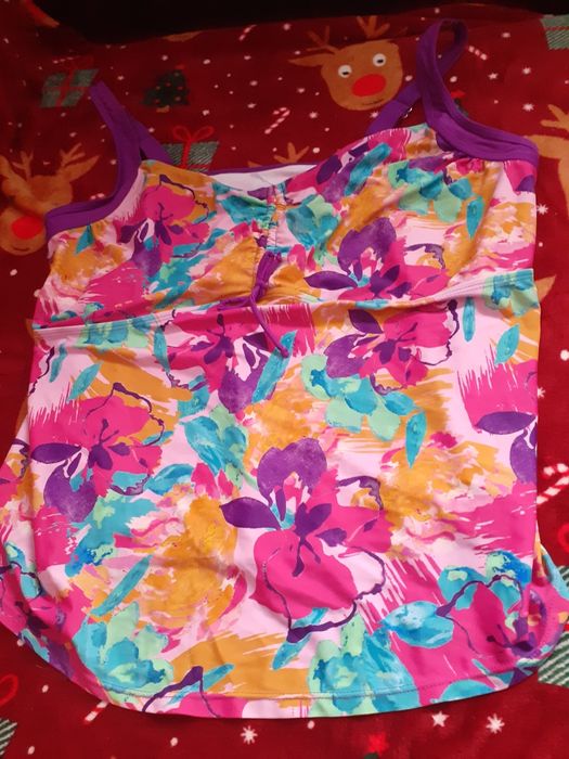 Bikini gora od kostiumu 52/54 w biuscie 140 cm