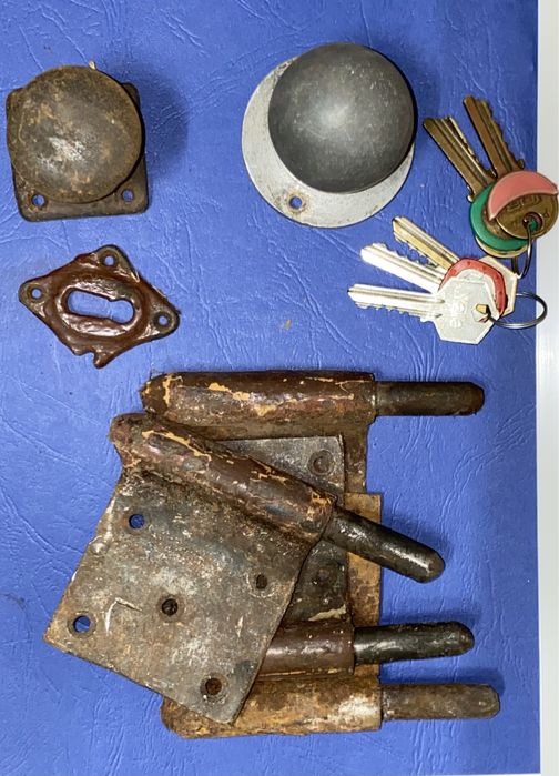 Stare drzwi wejściowe