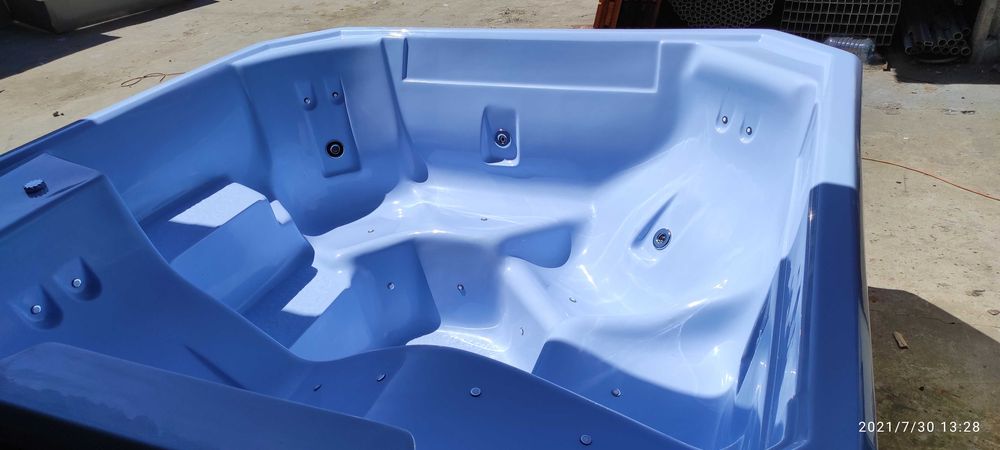 Jacuzzi całoroczne balia basen dysze hydromasaż air grzałka pokrywa