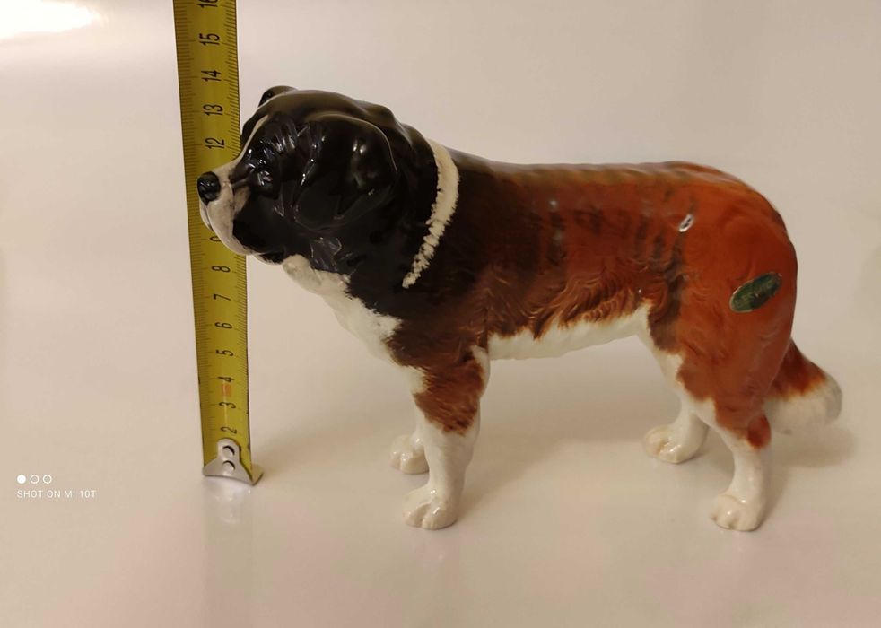 Beswick Bernardyn figurka porcelanowa
