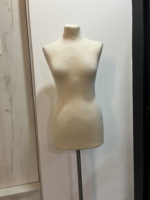 Manequins 1/2 Corpo c/base metálica