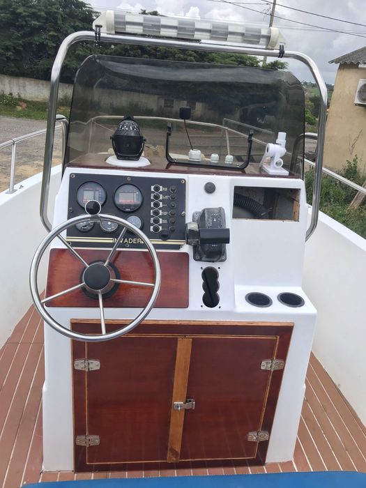 barco lancha reefrunner