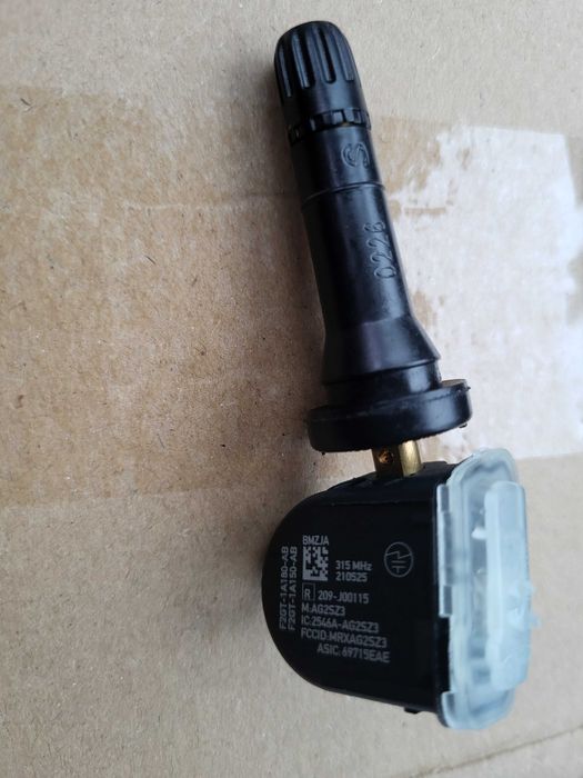 Czujnik TPMS nowy do koła