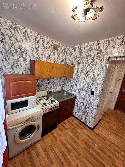 Продаж 1-кімнатної квартири в хорошому стані