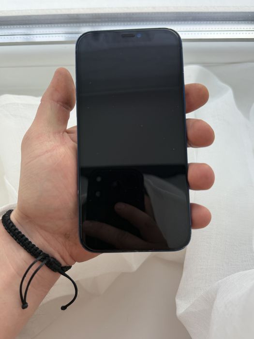 Продам Apple 12 128g