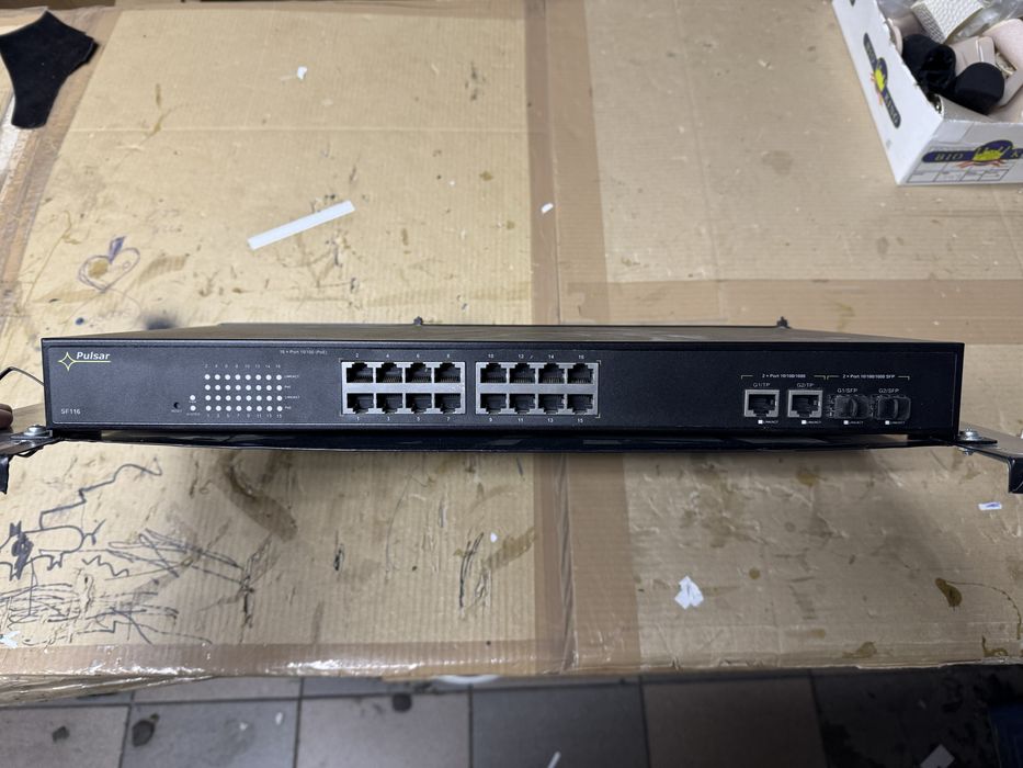 Switch POE pulsar SF116
