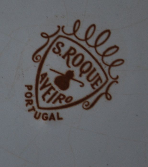 Travessa Muito Antiga de Faianças S. Roque, Lda Aveiro (+ de 60 Anos)