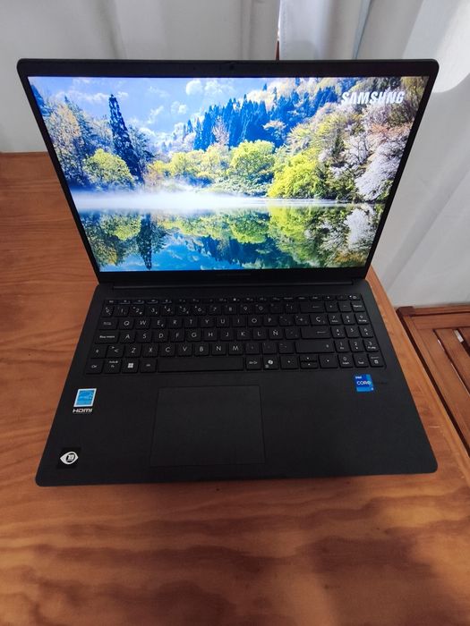 ASUS ExpertBook i7 13ª Gen 16GB RAM impecable