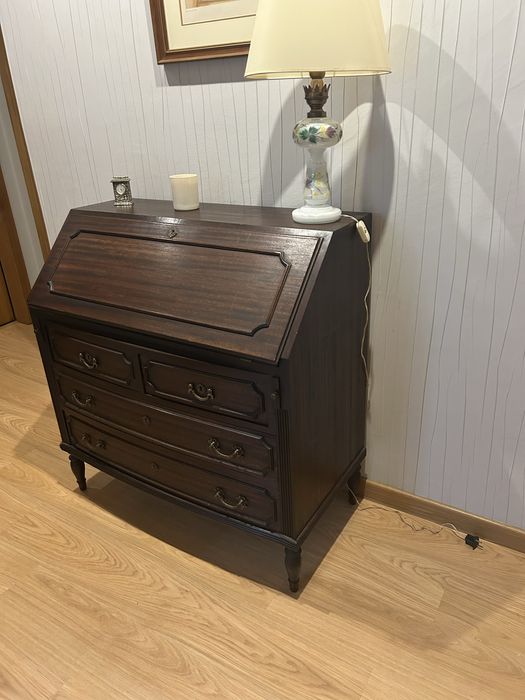 Comoda Madeira Escura