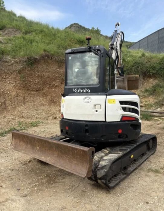 Mini giratoria kubota u 48