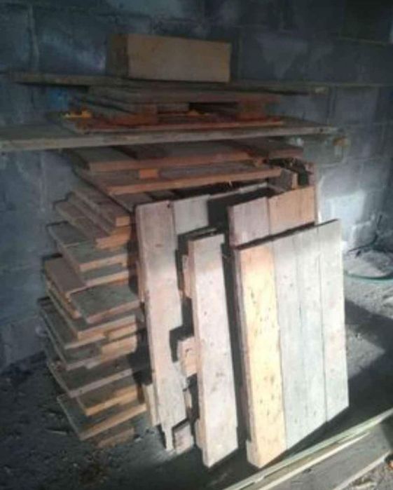 Deski, drewno na opal lub na szalunki odbiór