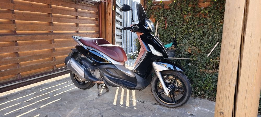 Piaggio Beverly 350