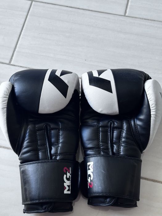 Боксерские перчатки RDX F6 Kara Series