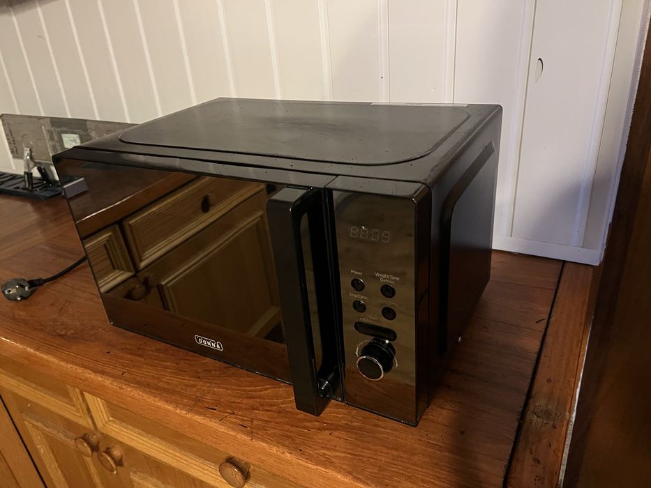 Мікрохвильова піч