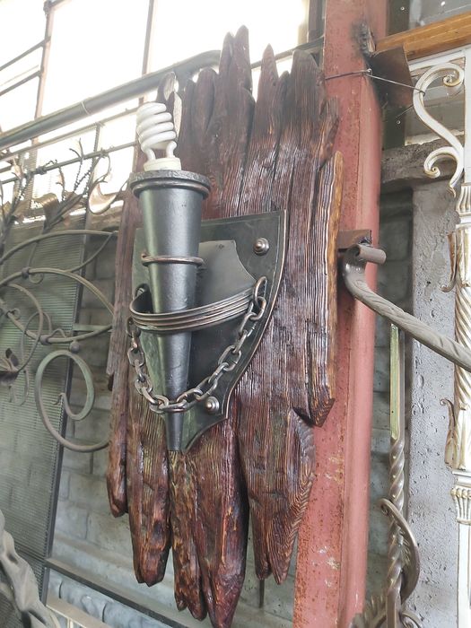 Настенный светильник. Бра. Настенное бра. Кованый светильник факел