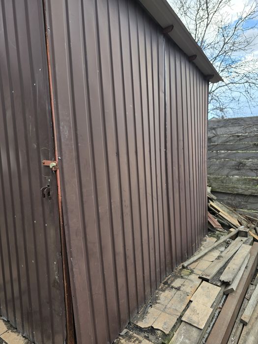 Битовка з металопрофілю