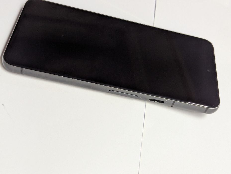 Мобільний телефон Google Pixel 8 8/128GB Obsidian