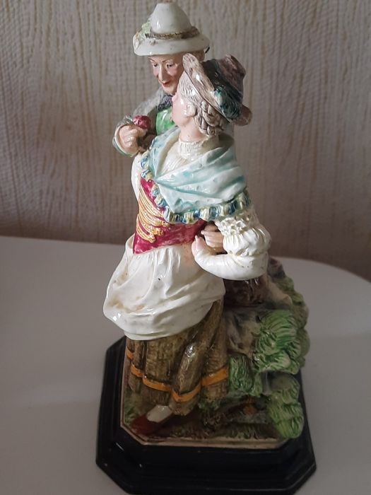 Статуэтка Бернард Блох