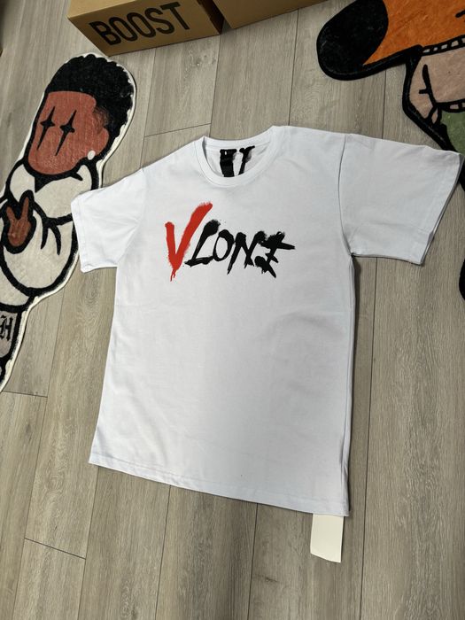 Biala koszulka z nadrukiem VLONE