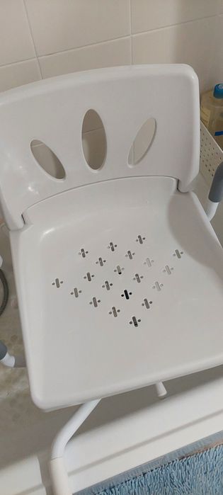 Cadeira de banho giratória