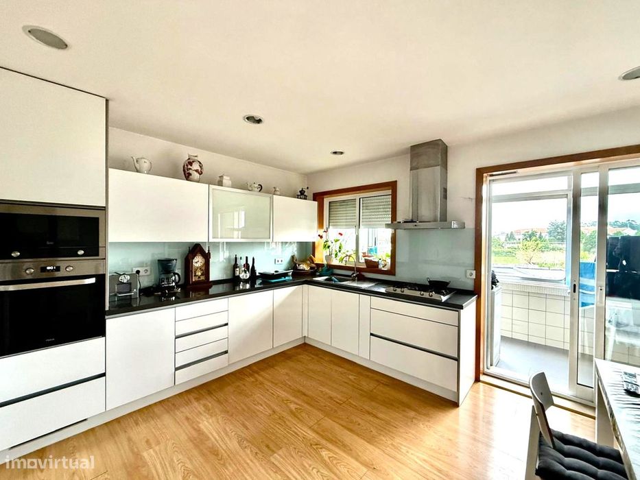 Apartamento T4 em pleno centro da cidade