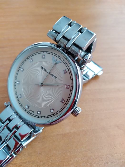 Часы наручные ARMANI