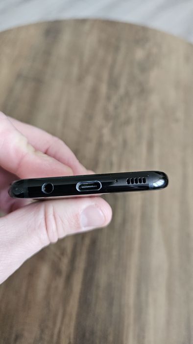 Телефон Samsung s8