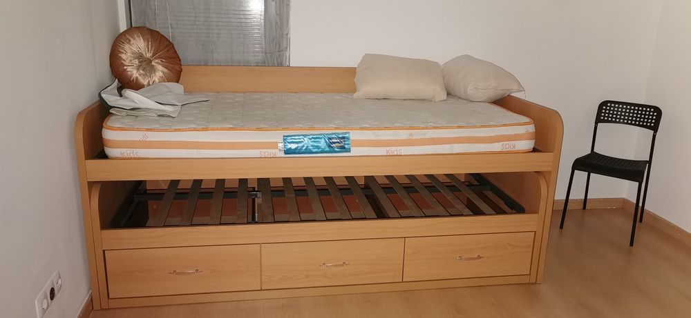 Cama boliche com gavetas