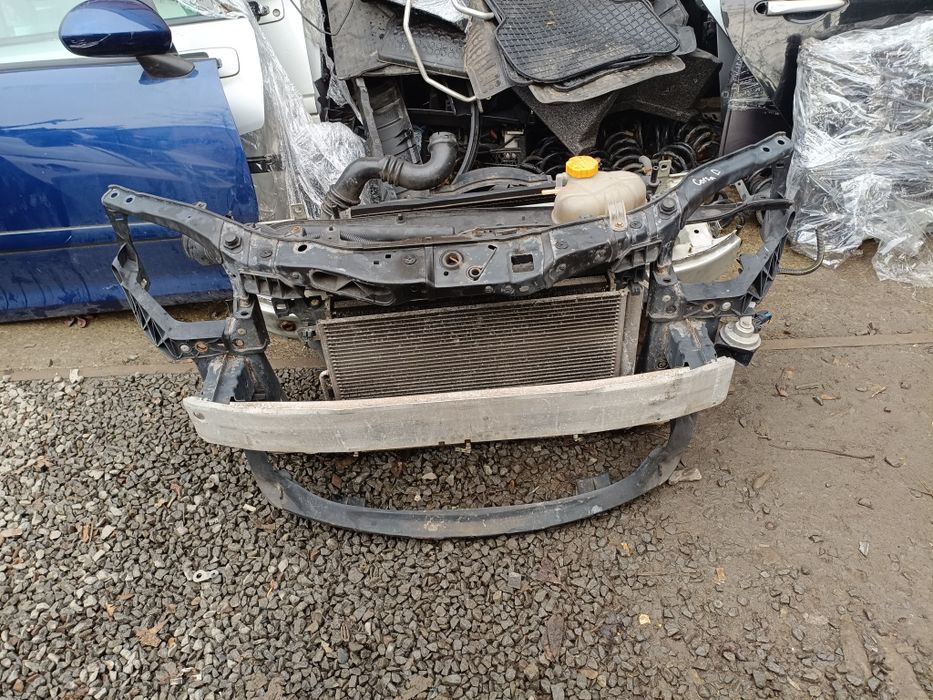 Підсилювач переднього бампера Opel Corsa D Опель Корса Д