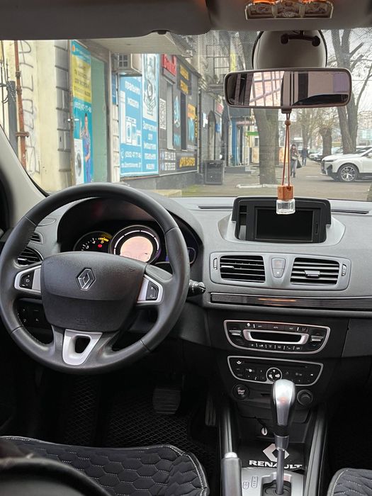 Renault Megane                  ,