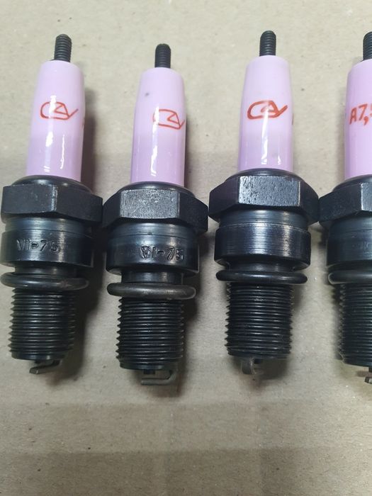 Нові свічі, свечи А7.5СС, для двигунів Узам, Москвич