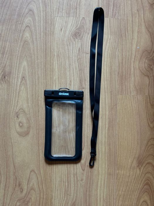 Bolsa à prova de água para Telemóvel Preta – Excelente Estado