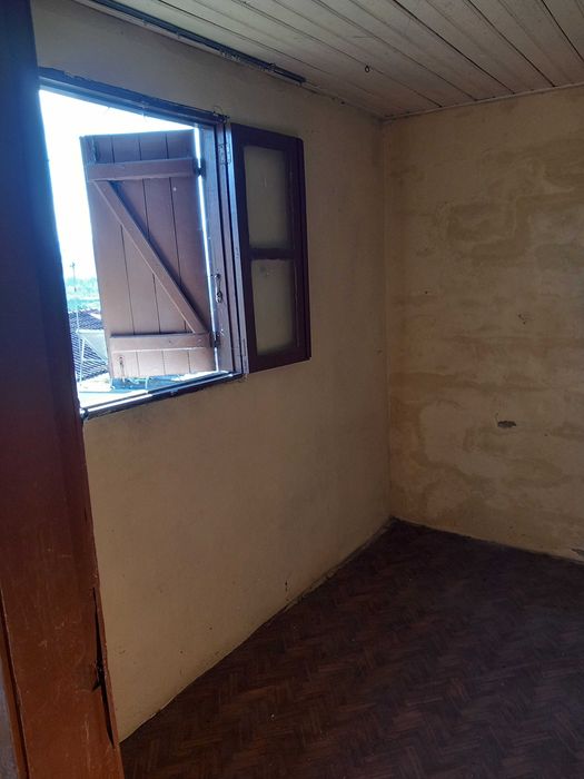 Vendo casa em celorico de basto centro