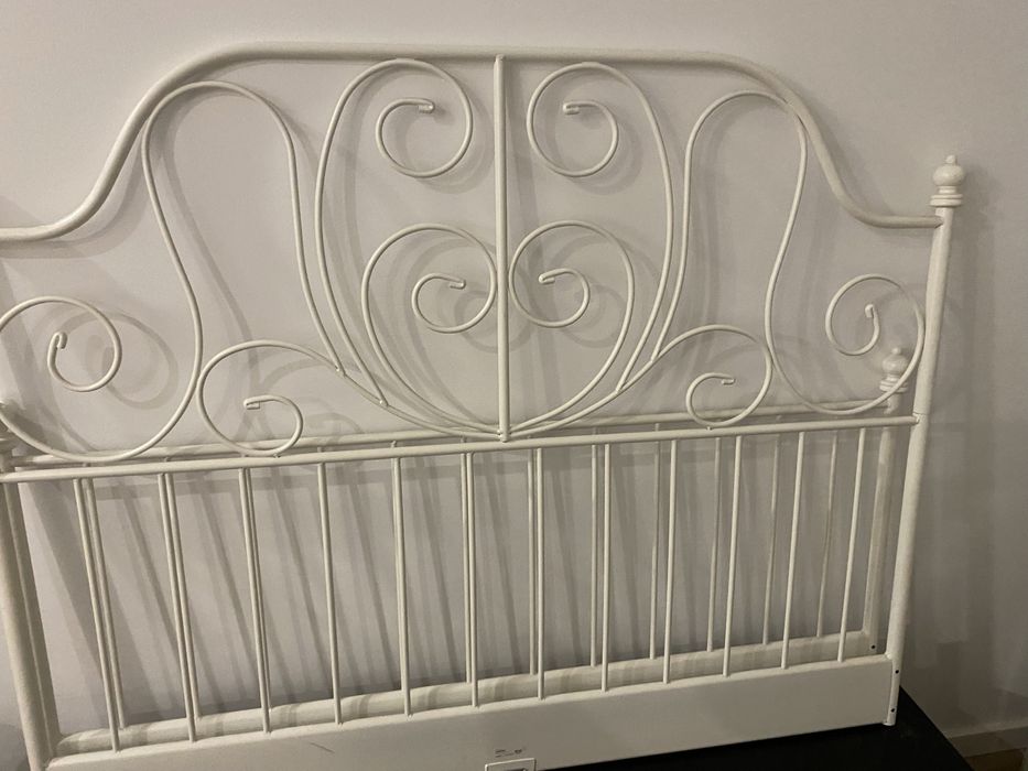 Cama de ferro em excelente estado