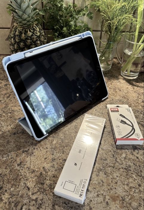 Tablet iPad Apple Retina 10.5” + NOWY RYSIK - Touch ID - PROCREATE