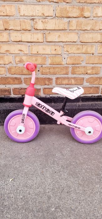 Дитячий велосипед, беговел.