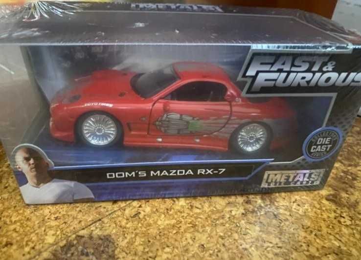 Carros 1/32 Fast and Furious + Porsche 718 Boxster Buraggo Vermelho