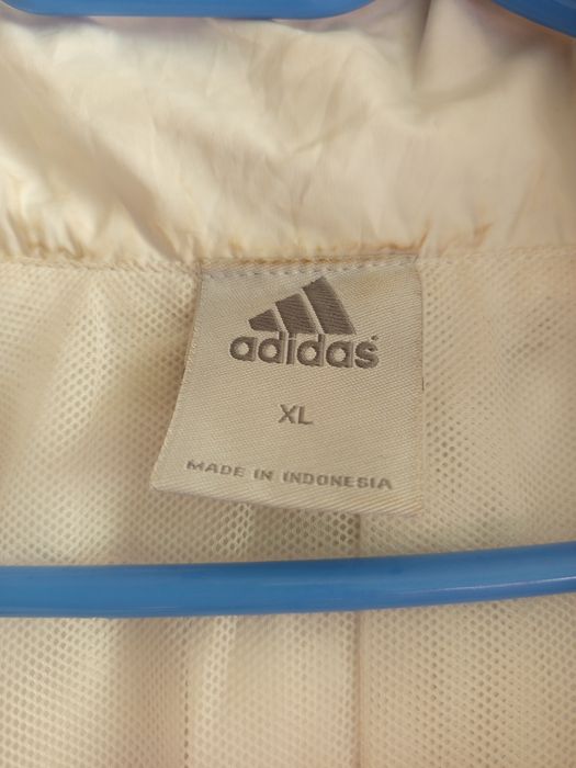 Літня вітровка від Adidas