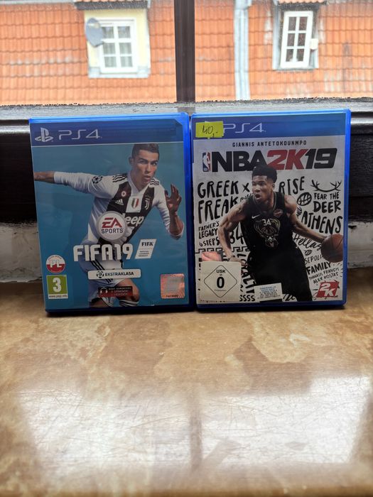 Konsola Playstation 4 slim 500Gb + Pad + 2gry OKAZJA!!!