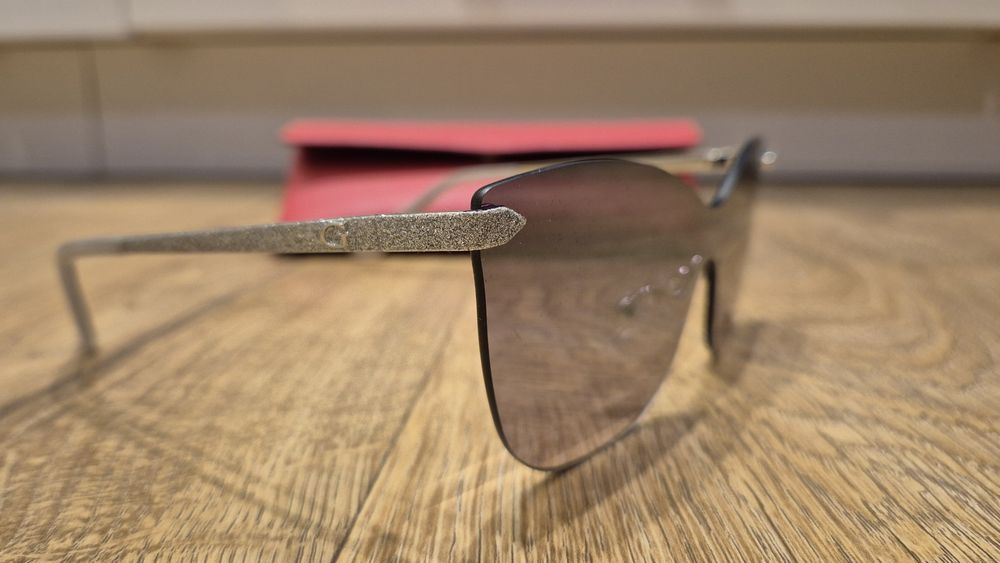 Okulary przeciwsłomeczne Guess