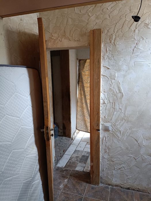 Акція .Власник, продам квартиру пристройку 32м.кв.газ,вода, житловий с