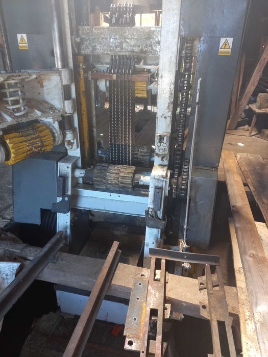 Trak pionowy, ramowy