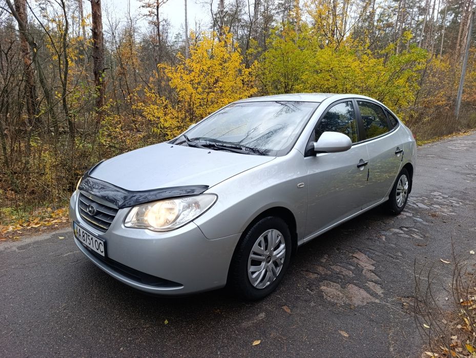 Простий та надійний автомобіль, кондиціонер працює, повний єл пакет, центральний замок, підігрів сидінь, газ 4 зареєстровано, домкрат,запаска.
Авто знаходиться в Києві (Коцюбинське) аргументований торг біля авто