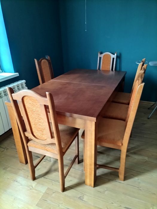 Stół drewniany plus gratisy